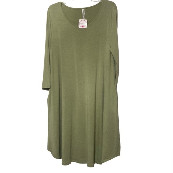 Olive Tee dress with pockets - Picture 1 of 7